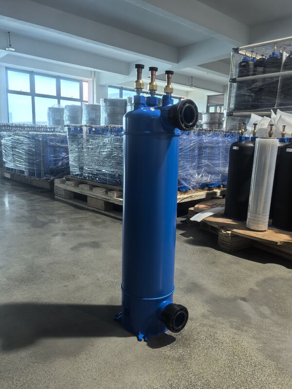 Intervallo di temperatura di lavoro da 0 a 45 gradi Celsius Scambiatore di calore per piscina MHTA-7 Installazione orizzontale o verticale con tubo in struttura di guscio in PVC