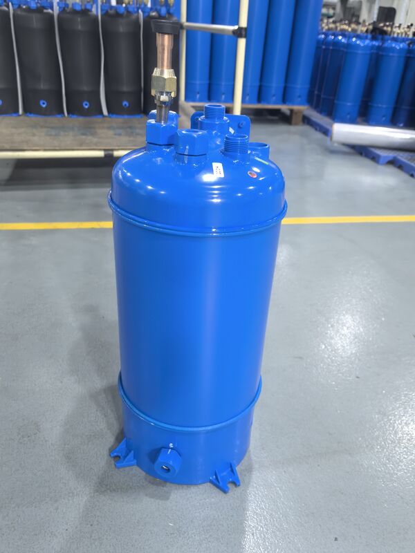 Scambiatore di calore per acqua di piscina verticale MHTA-10 con elevata resistenza alla corrosione, ideale per soluzioni di controllo della temperatura delle piscine