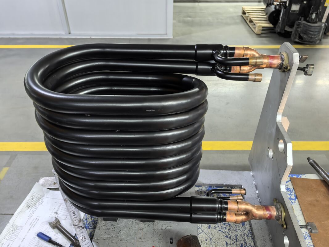 Condensatore a pompa di calore da 1 a 10 metri di lunghezza di tubo con robusto spessore di piastra di 4 mm adatto allo scambio termico industriale