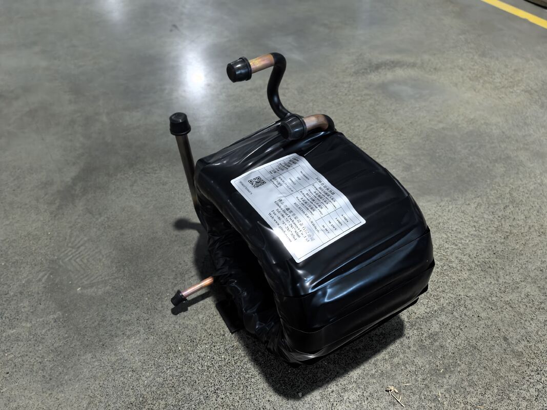 Lunghezza del tubo da 2 a 10 M Condensatore pompa di calore incorporando scambiatore di calore tubo-in-tubo adatto a sistemi HVAC commerciali