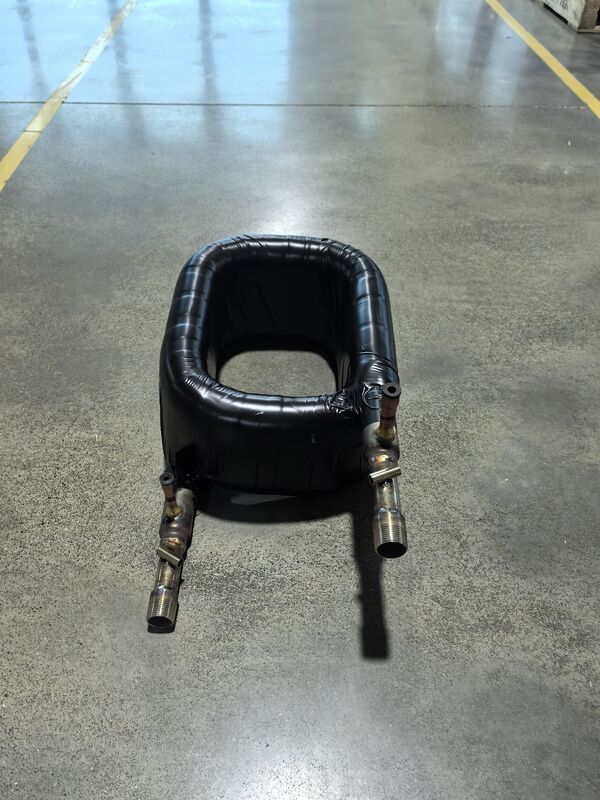 Scambiatore di calore coassiale a guscio in acciaio inossidabile con tubo interno in rame per una pressione di refrigerante di 4,2 MPa