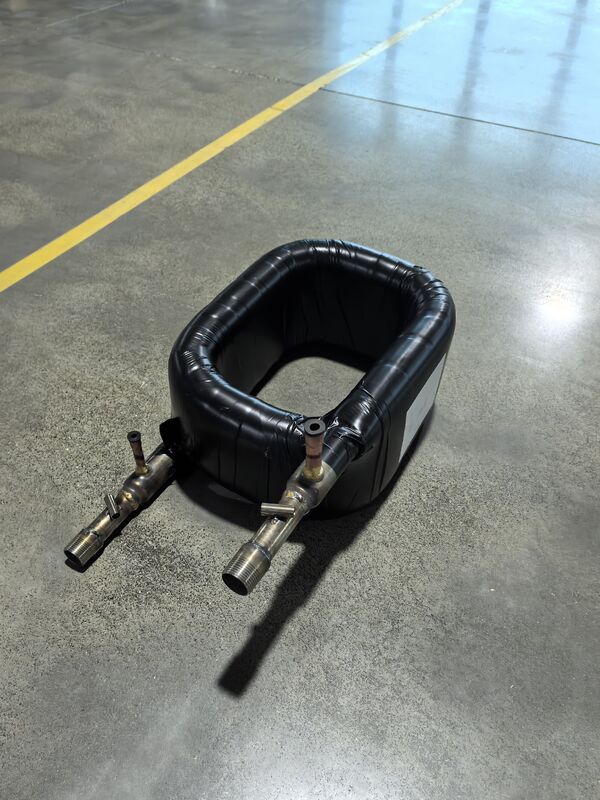 Scambiatore di calore coassiale a guscio in acciaio inossidabile con tubo di rame interno per l'unità di scambio termico del refrigerante R410A