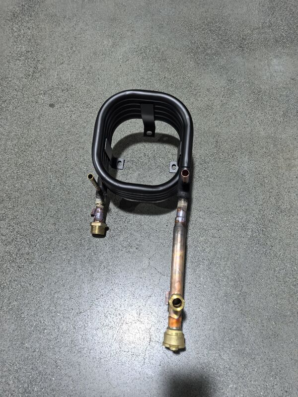 Scambiatore di calore coassiale marino in acciaio al carbonio facile da pulire, robusto e di lunga durata per un efficiente trasferimento di calore